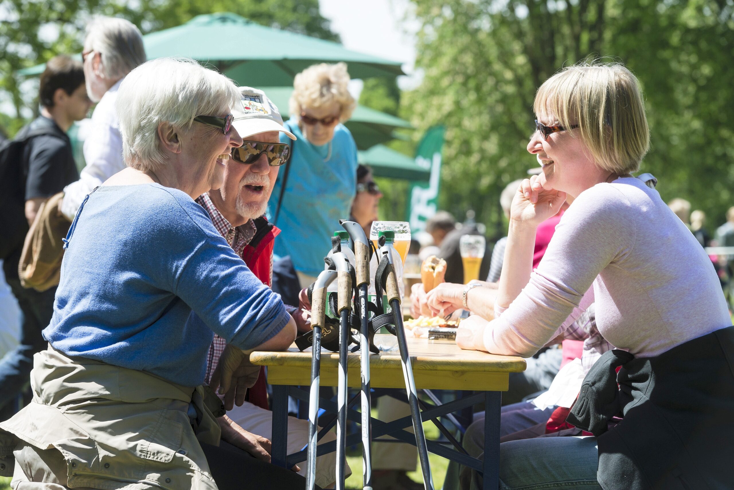 Strahlender Sonnenschein beim NRZ Wandertag 2015 am Baldeneysee.