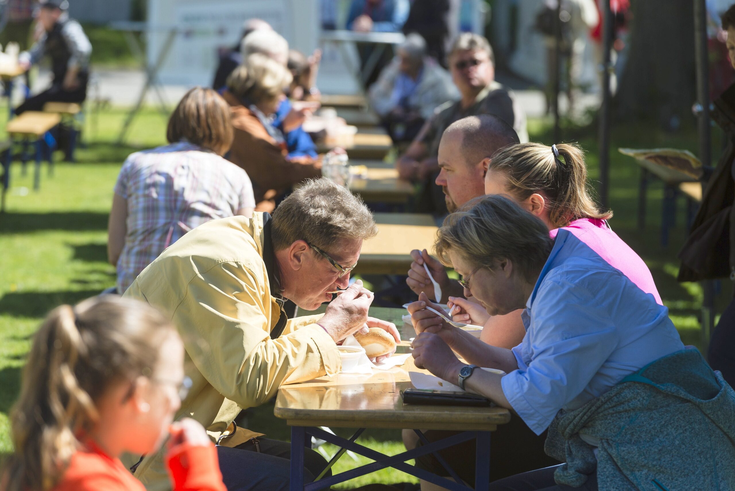 Strahlender Sonnenschein beim NRZ Wandertag 2015 am Baldeneysee.