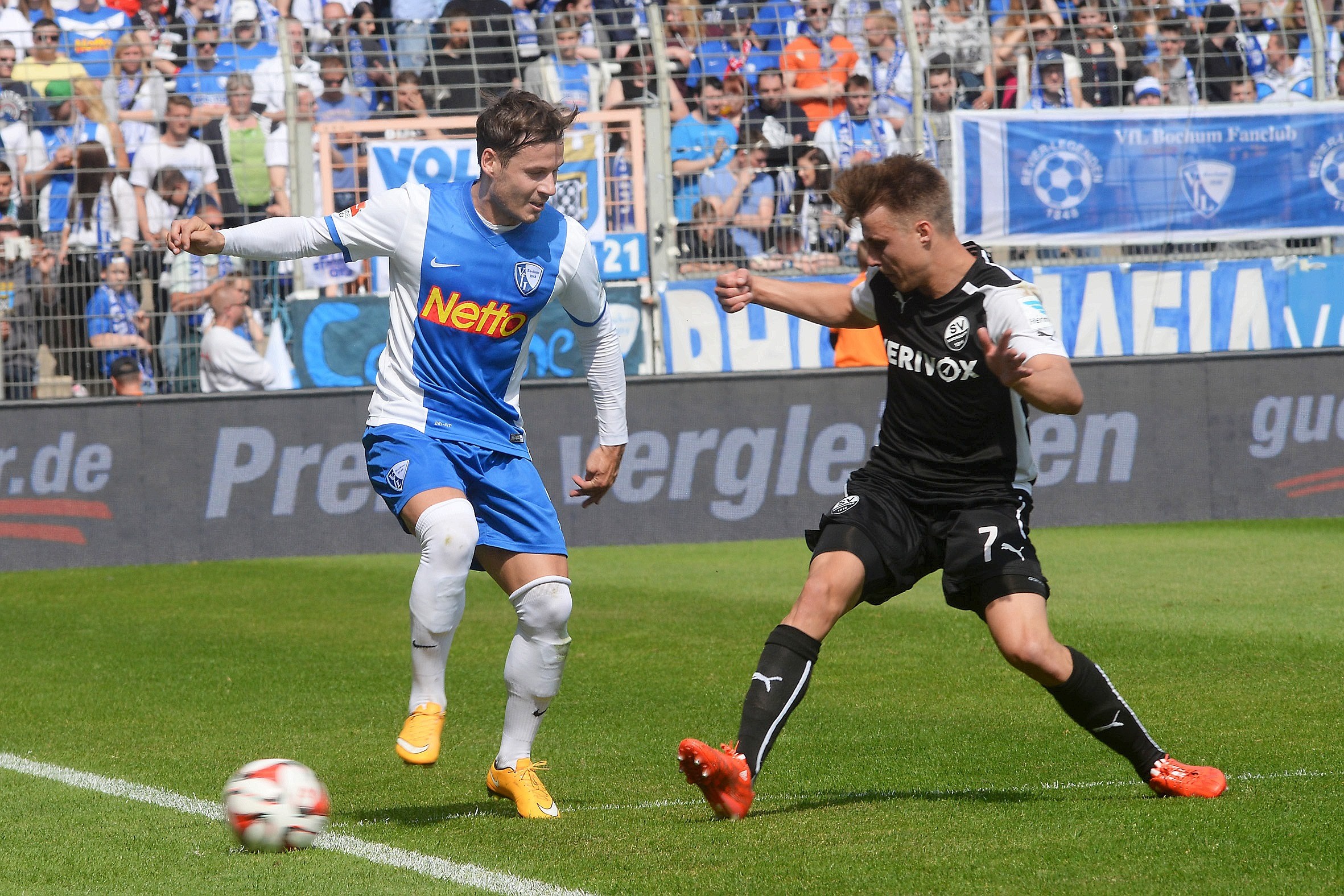 34. Spieltag der 2. Fußball-Bundesliga: Der Saisonausklang beim VfL Bochum inklusve Nullnummer gegen Sandhausen. Die Bilder von der Castroper Straße.