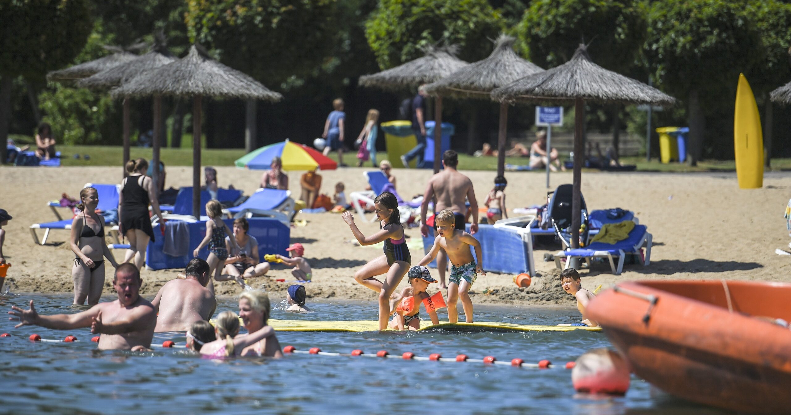 Sonnen und baden im Xantener Südsee.