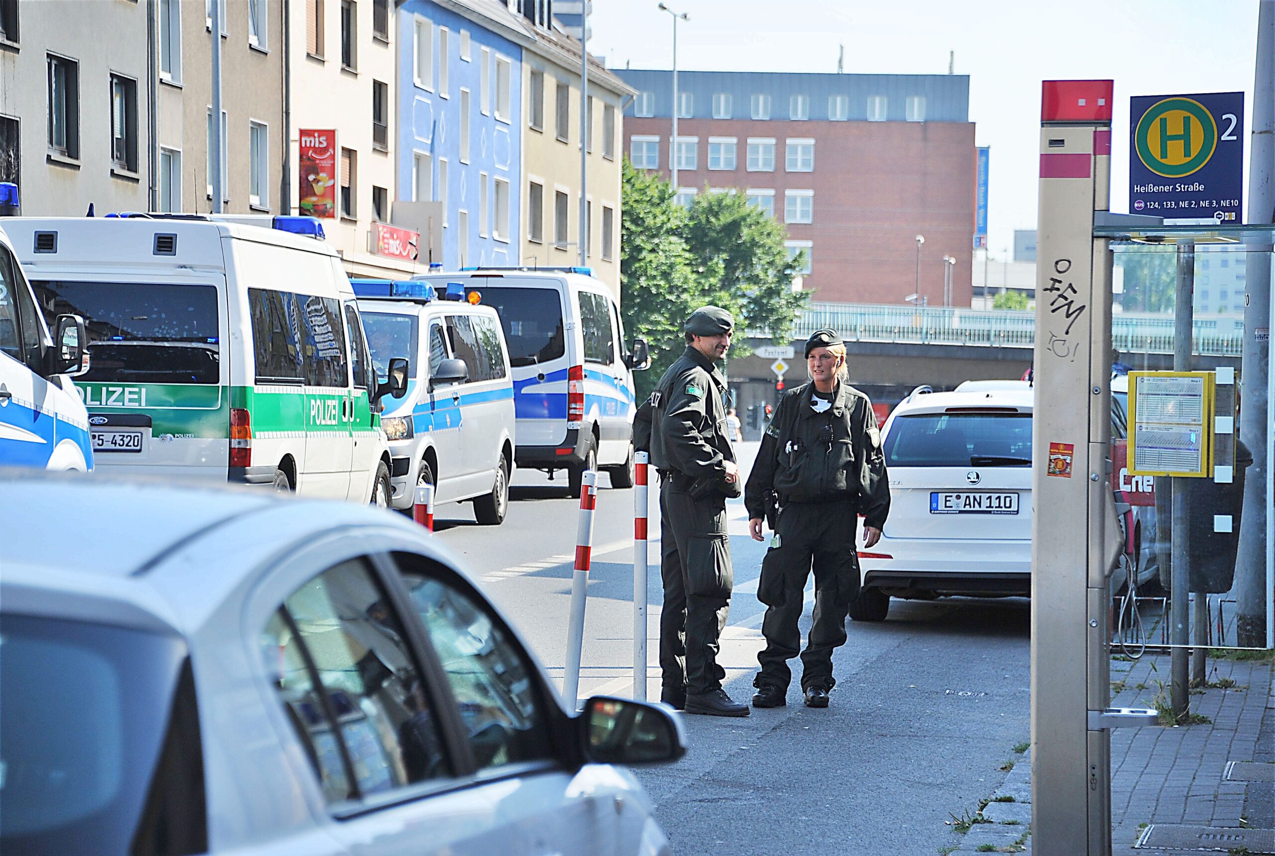 Großeinsatz der Polizei gegen Rocker in Eppinghofen. Foto: Oliver Müller