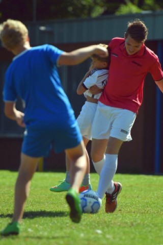 NRZ Ferienfußballcamp.