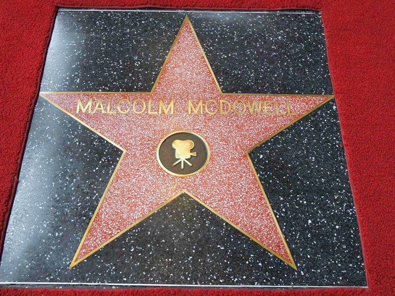 ...mit diesem Stern auf dem Hollywood Walk of Fame geehrt worden.