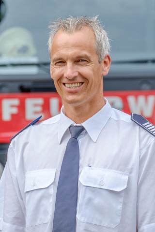 Jörg Preußner, Pressesprecher der Feuerwehr in Oberhausen, spricht mit DER WESTEN über die Gefahren von Kohlenmonoxid.
