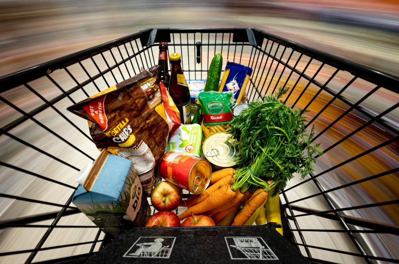 Rewe, Aldi, Lidl, Edeka und Co: Werden Lebensmittel bald noch teurer? (Symbolbild)