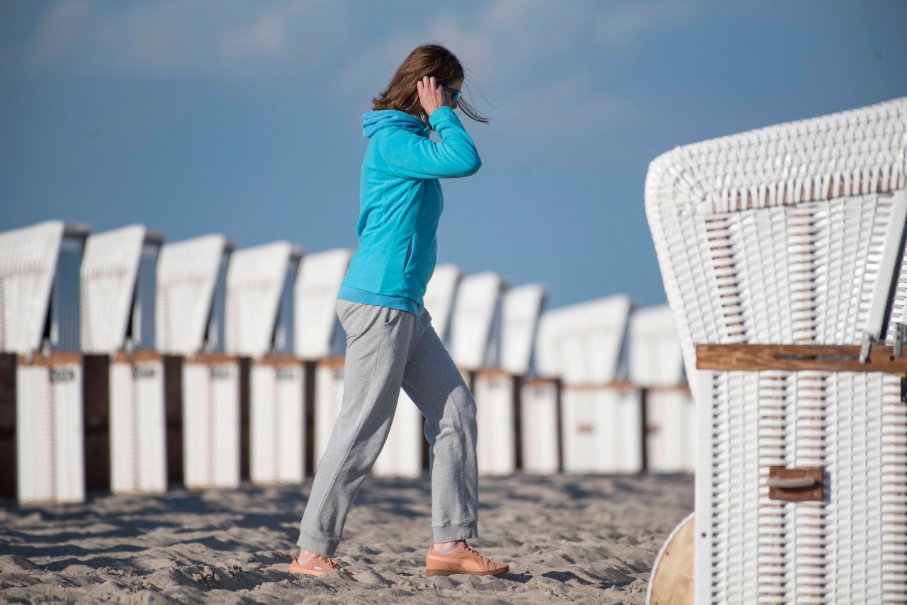 Urlaub an der Ostsee: Eine Frau möchte unbedingt nach Rügen reisen. Doch dabei gibt es ein Problem. (Symbolbild)