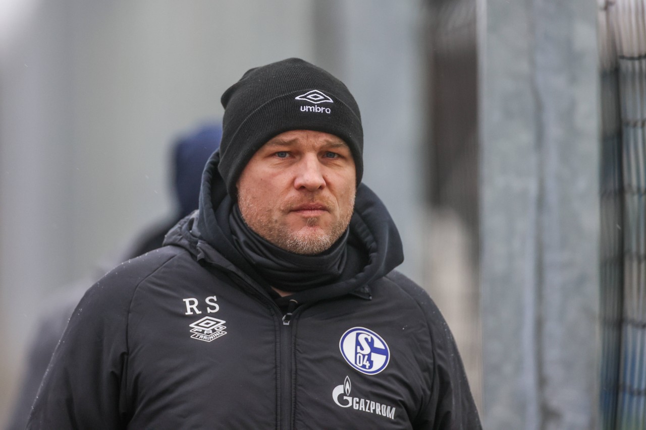 Beim FC Schalke 04 hat Rouven Schröder Begehrlichkeiten geweckt.