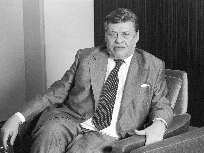 Seinen Höhepunkt erreichte der Linksterrorismus in Deutschland im sogenannten Deutschen Herbst im September und Oktober 1977. Der Präsident des Bundesverbandes der Arbeitgeber Hanns Martin Schleyer wurde am 5. September zunächst entführt.