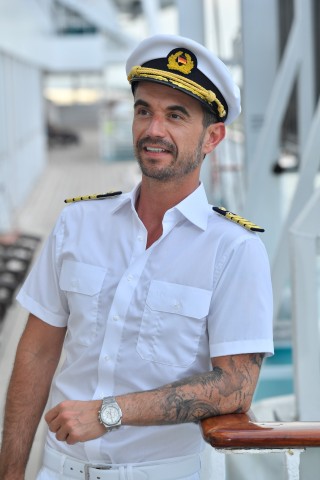 Florian Silbereisen spielt beim Traumschiff Kapitän Max Parger.
