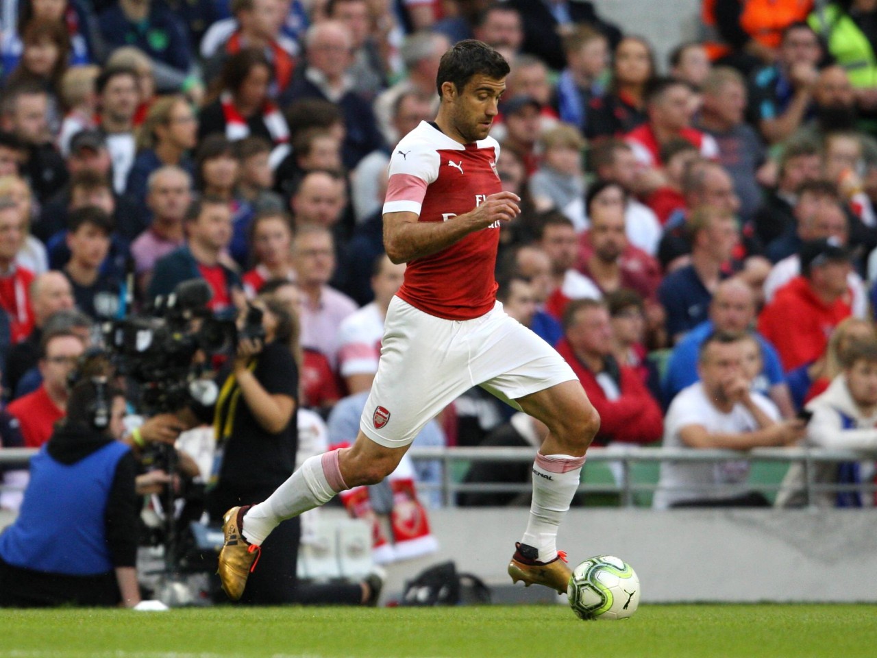 Sokratis gab am Sonntag sein Premier-League-Debüt beim FC Arsenal.