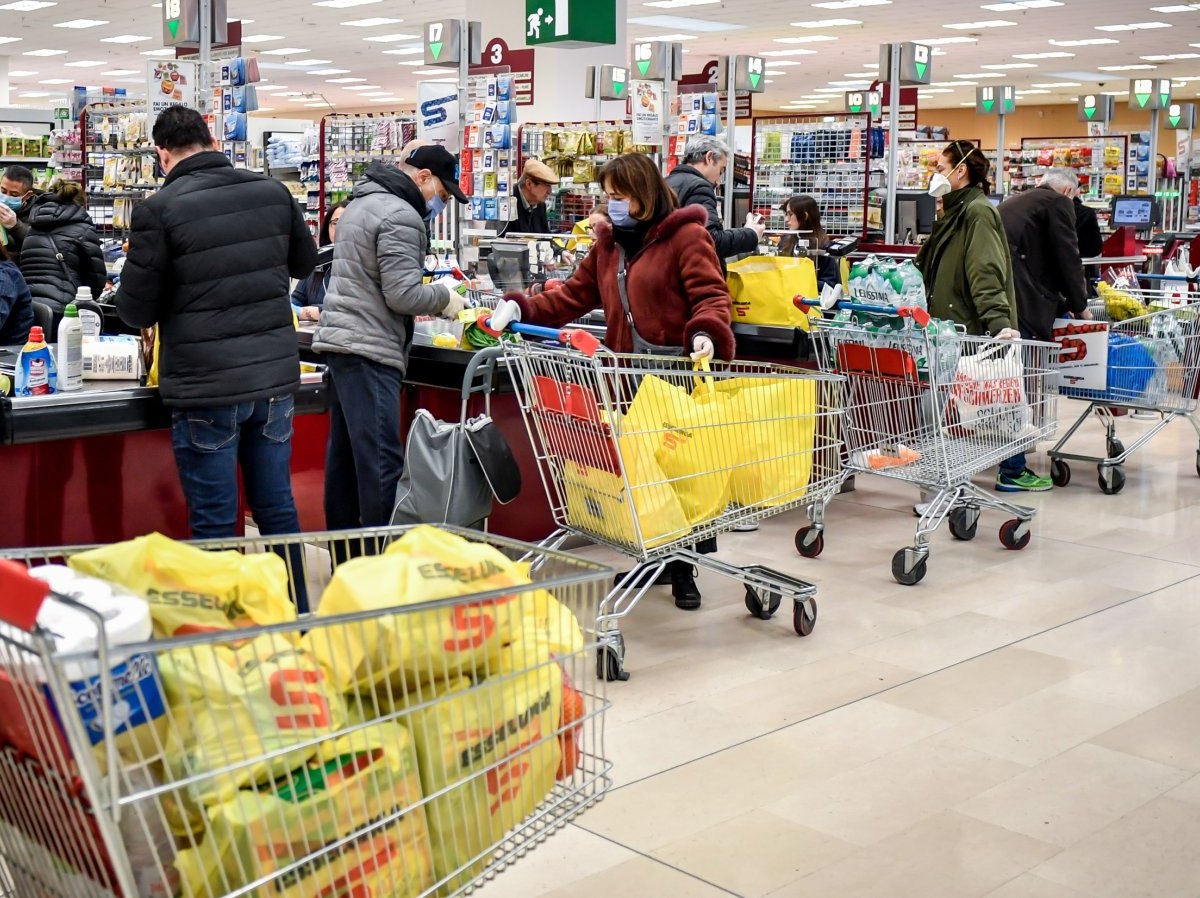 supermarkt kunden.jpg