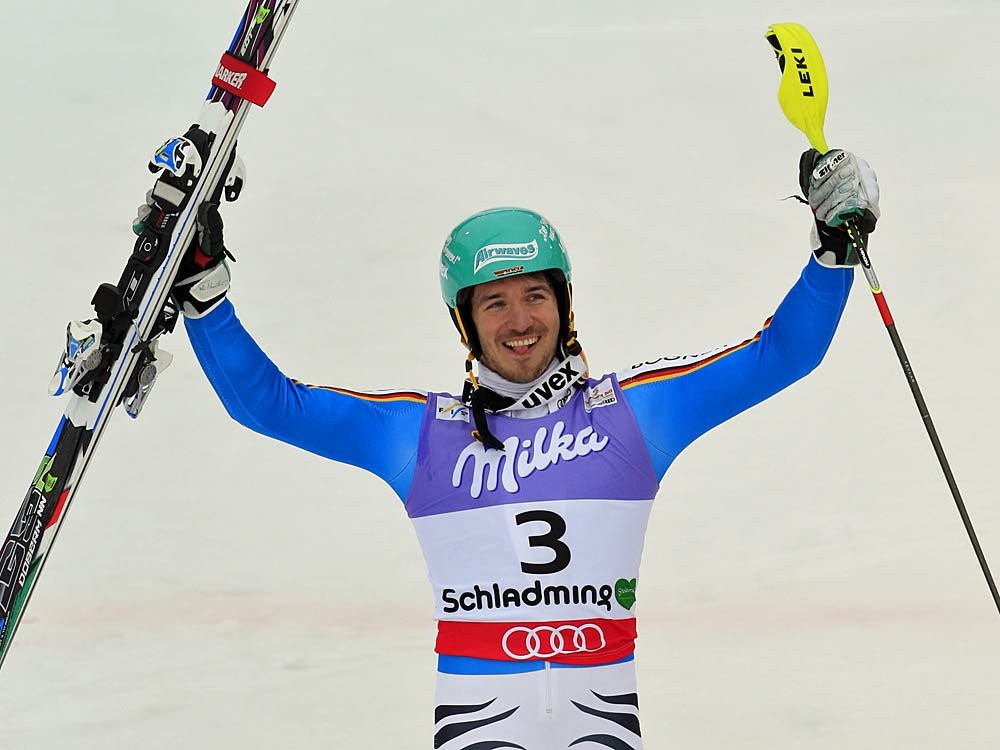 So kennen ihn die Fans eigentlich: Felix Neureuther nach dem Sieg seiner Silbermedaille im Slalom bei der diesjährigen WM in Schladming. 