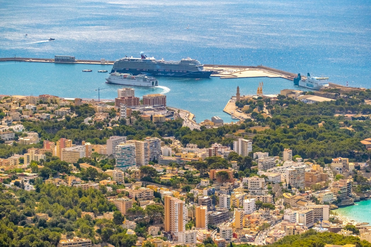 Urlaub auf Mallorca: Bald sollen weniger Kreuzfahrtschiffe an der Ferieninsel anlegen. 