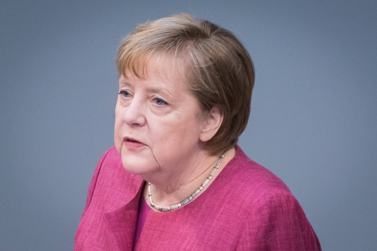 Angela Merkel spricht über mögliche Sommerurlaube 2021. 