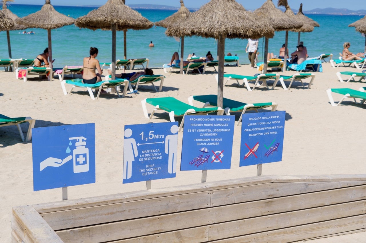 Eine neue Corona-Regeln schränkt den Urlaub auf Mallorca weiter ein. (Symbolbild)
