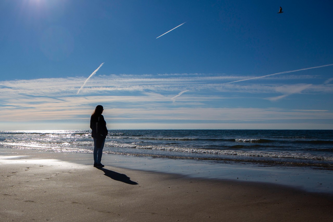 Urlaub an der Nordsee: Eine Frau macht eine schockierende Entdeckung am Strand. (Symbolbild)