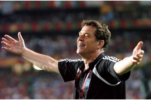 Am 9. August 2001 entschied Rehhagel, die Nationalmannschaft Griechenlands zu übernehmen - zum ersten Mal in seiner Karriere eine Länderauswahl. Und das mit 63.