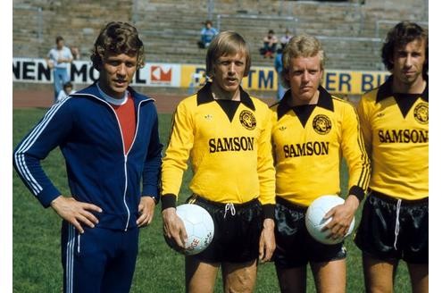 Zur Saison 1977 kamen (v.l) Siggi Held, Werner Schneider und Amand Theis zum BVB. Doch alle konnten am letzten Spieltag die 0:12-Niederlage gegen Borussia Mönchengladbach nicht verhindern. Die bisher höchste Niederlage der Bundesliga-Geschichte - unter Ottos Regie.