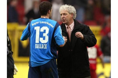 Unter Trainer Klaus Toppmöller blühte Ballack in Leverkusen richtig auf.