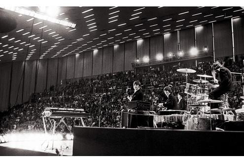 Die Bravo-Blitztournee war die einzige Deutschlandtour, die die Beatles absolvierten. In Essen gaben die Pilzköpfe im Juni 1966 zwei Konzerte. Foto: Robert Whitaker 