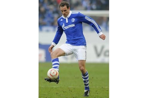 Christoph Metzelder: Der Abwehrspieler mit der meisten Erfahrung war in einigen brenzligen Situationen aufmerksam. Bei ihm ...