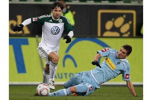 Mittelfeld: Diego (VfL Wolfsburg). Wie schon erwähnt, darf auch der kleine Spielmacher in unserer Auswahl diesmal nicht fehlen. Erst verschoss Diego ...