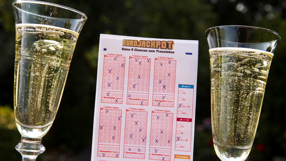 Am vergangenen Freitag, 16. Oktober, gewann ein Spielteilnehmer aus der Slowakei rund 59 Millionen Euro. Das ist der höchste Lotteriegewinn, der bei Eurojackpot jemals in der Slowakei erzielt wurde.