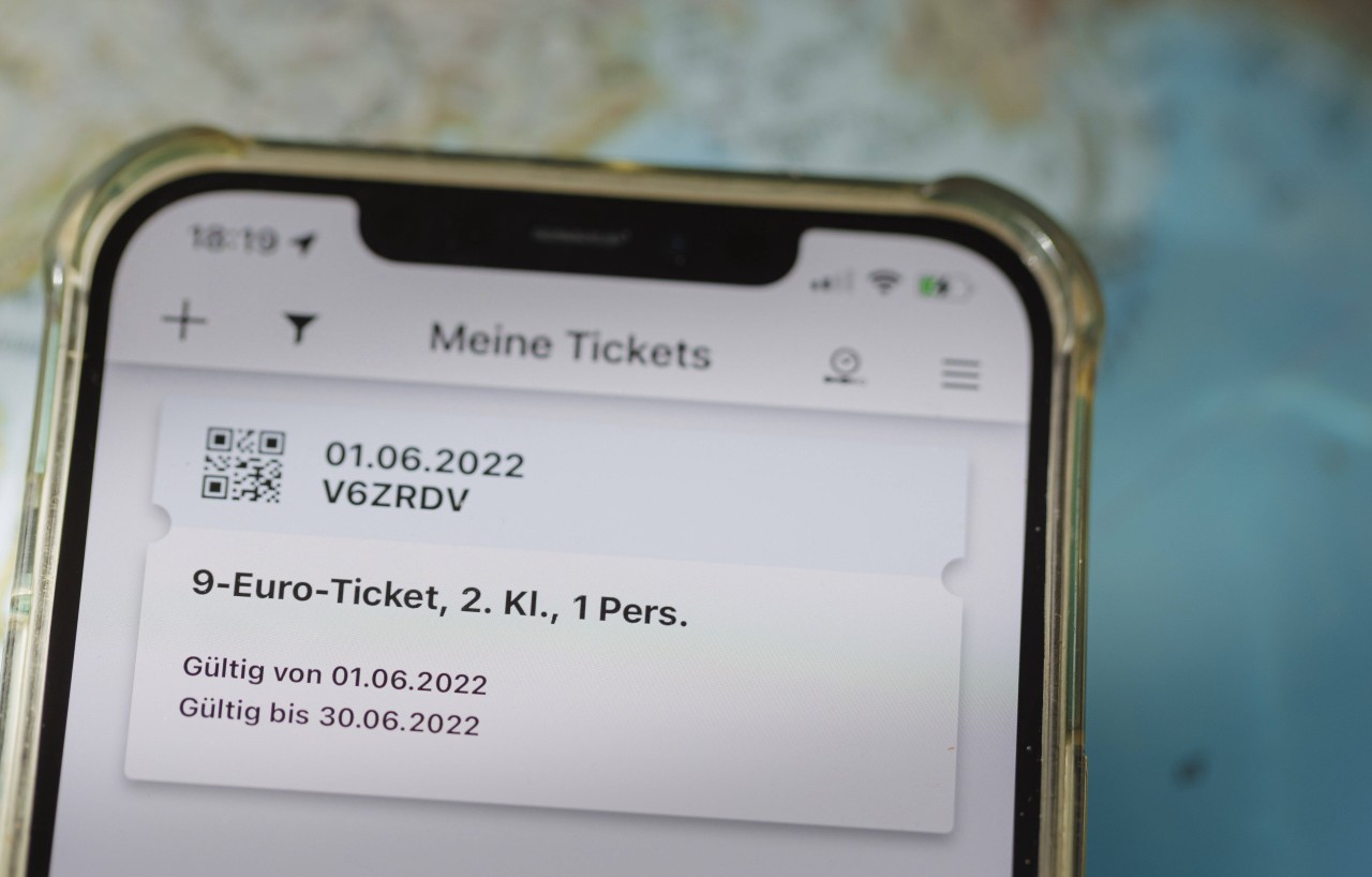 9-Euro-Ticket in Bochum: Der Rat der Stadt Bochum hat sich für die Zukunft über eine Fortsetzung des Tickets ausgesprochen. (Symbolbild)