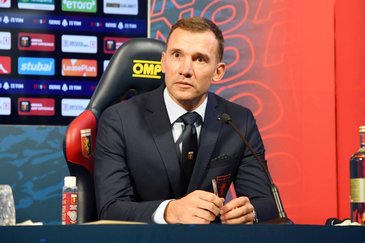 Andriy Shevchenko ist der neue Trainer bei Genua.