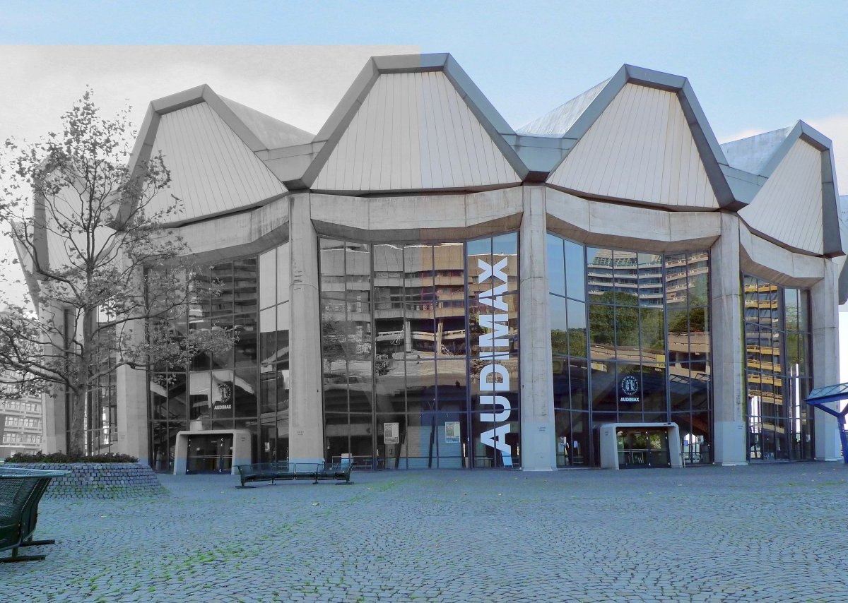 Audimax Ruhr-Uni Bochum.jpg