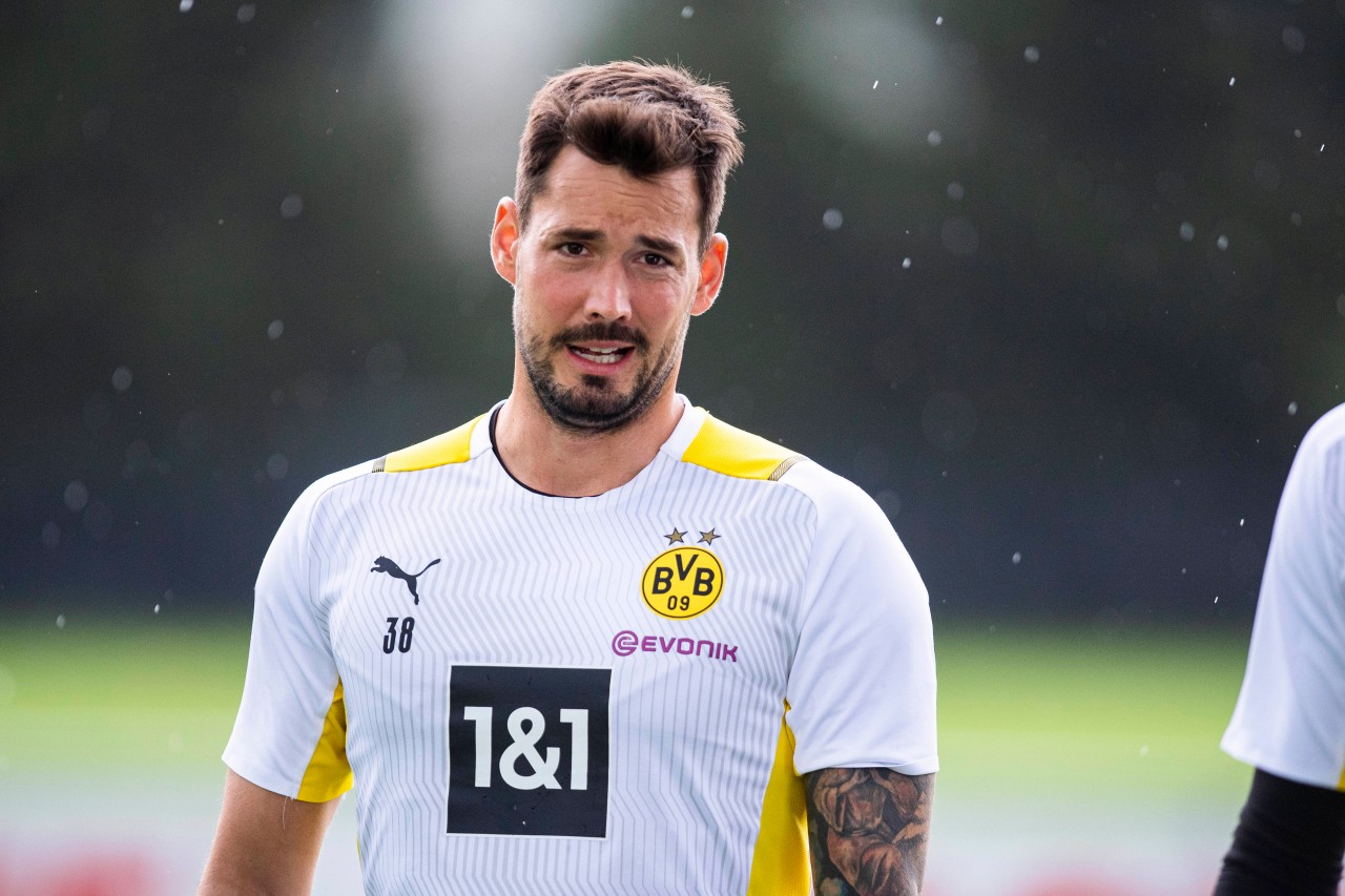 Wird Borussia Dortmund Roman Bürki in diesem Sommer noch los?