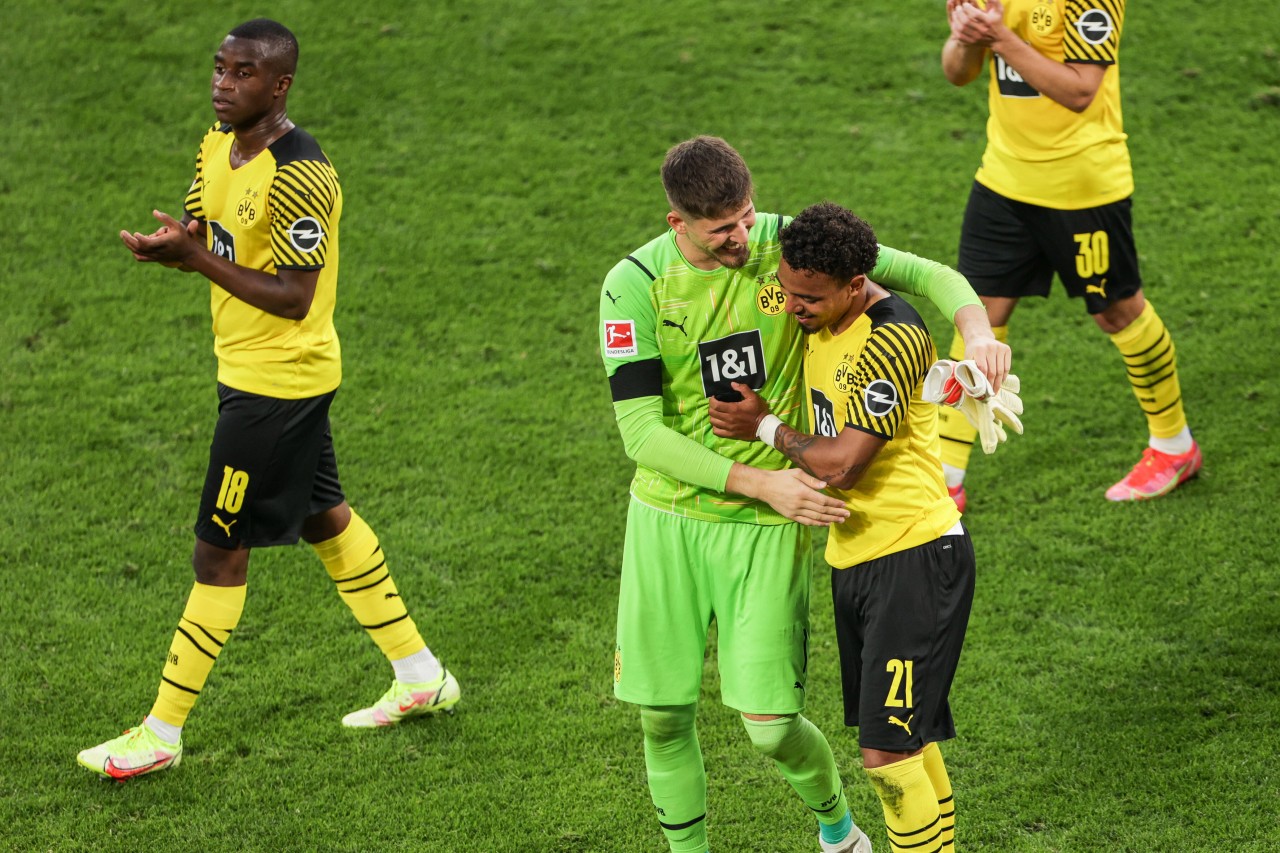 Gregor Kobel (l.) und Donyell Malen (r.) sind bislang die einzigen Neuzugänge bei Borussia Dortmund. 