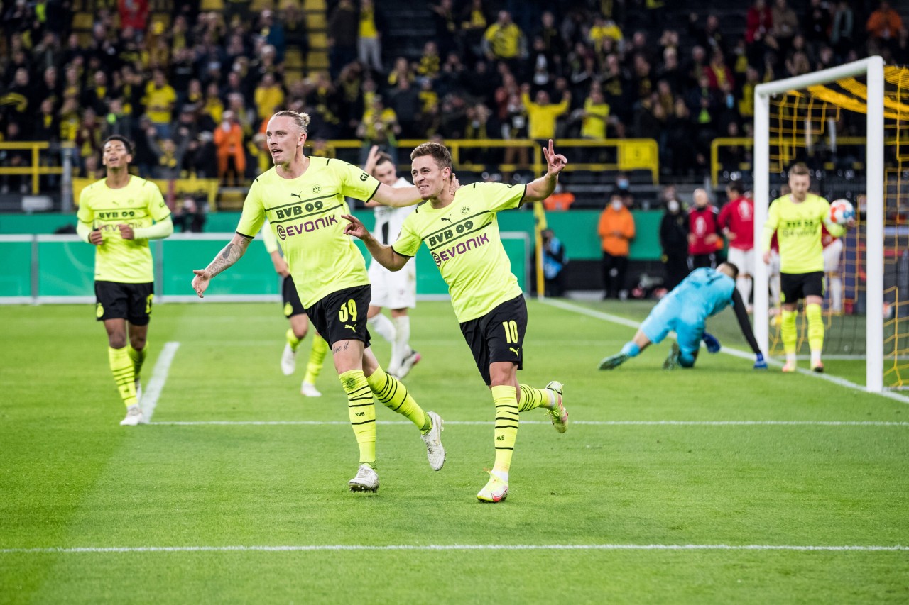 Borussia Dortmund: Thorgan Hazard erzielt das 2:0.