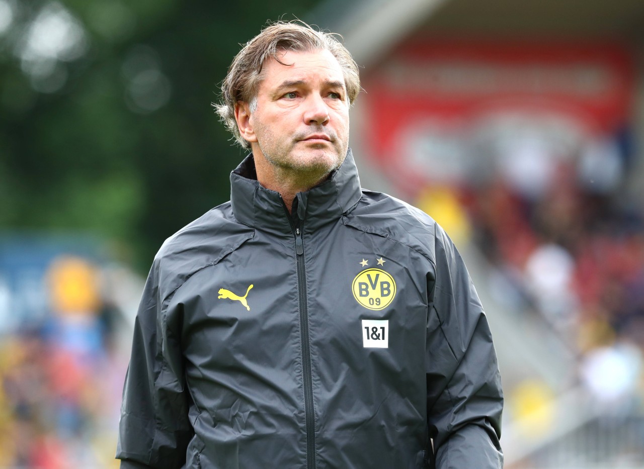 Borussia Dortmund: Michael Zorc ist verärgert.