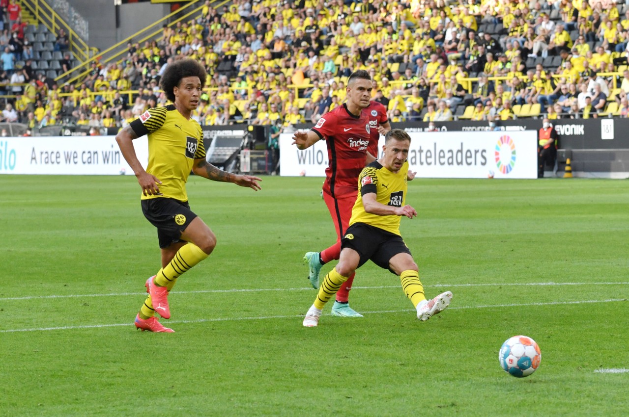 Borussia Dortmund: Felix Passlack wird in einer kuriosen Szene zum Pechvogel.