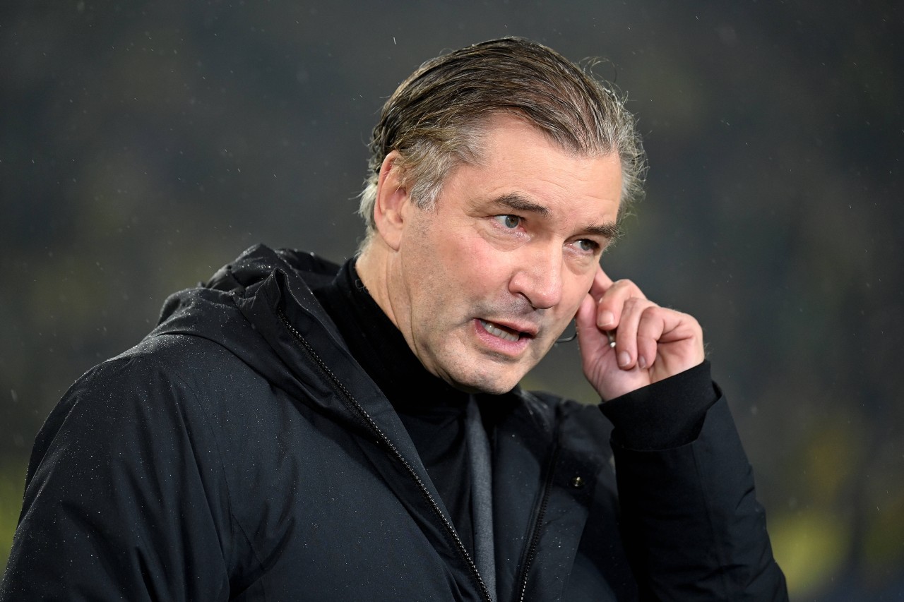 Sportdirektor Michael Zorc ist aufgrund der vielen Verletzungen im BVB-Kader ratlos.