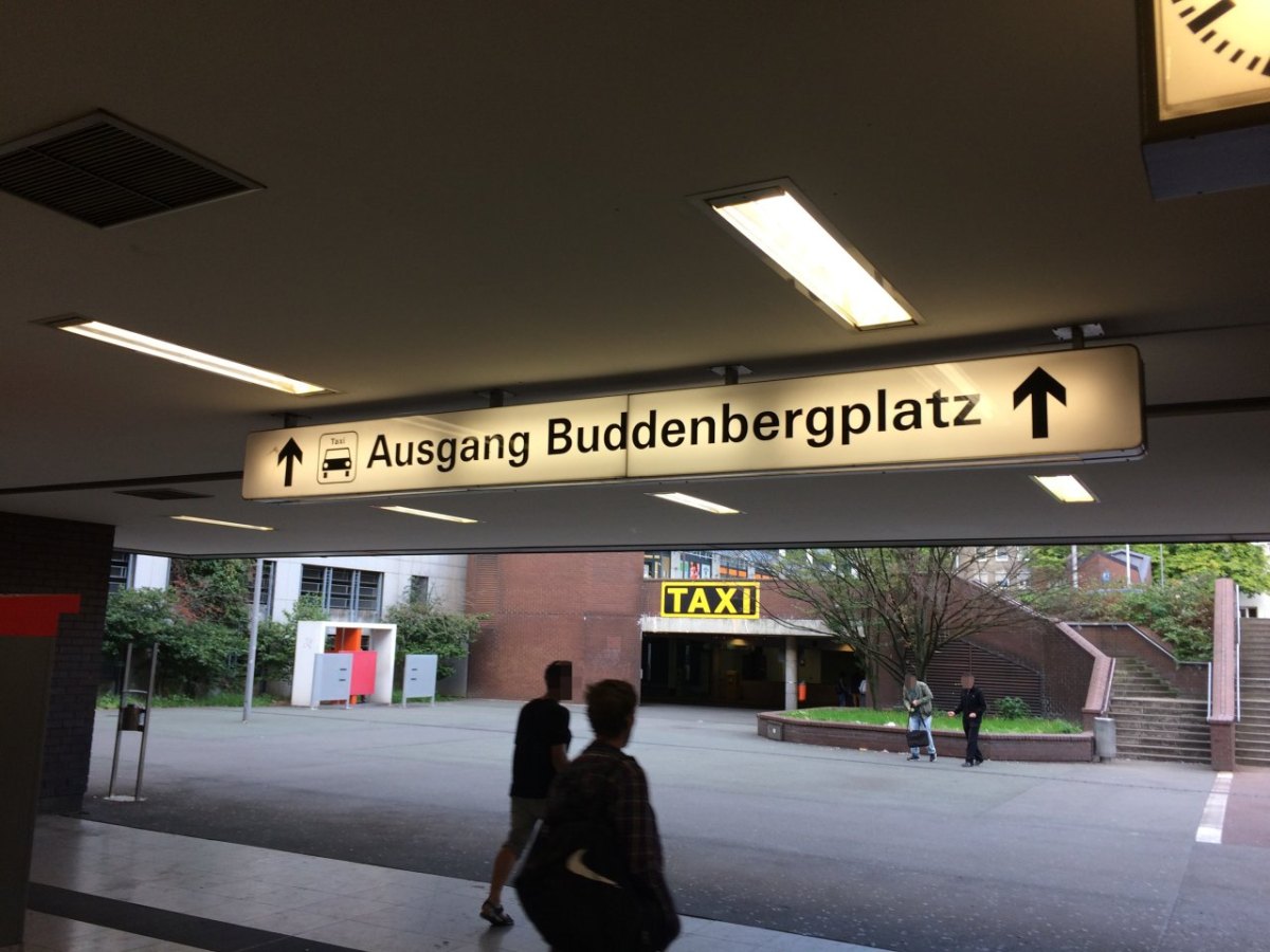 Buddenbergplatz.JPG
