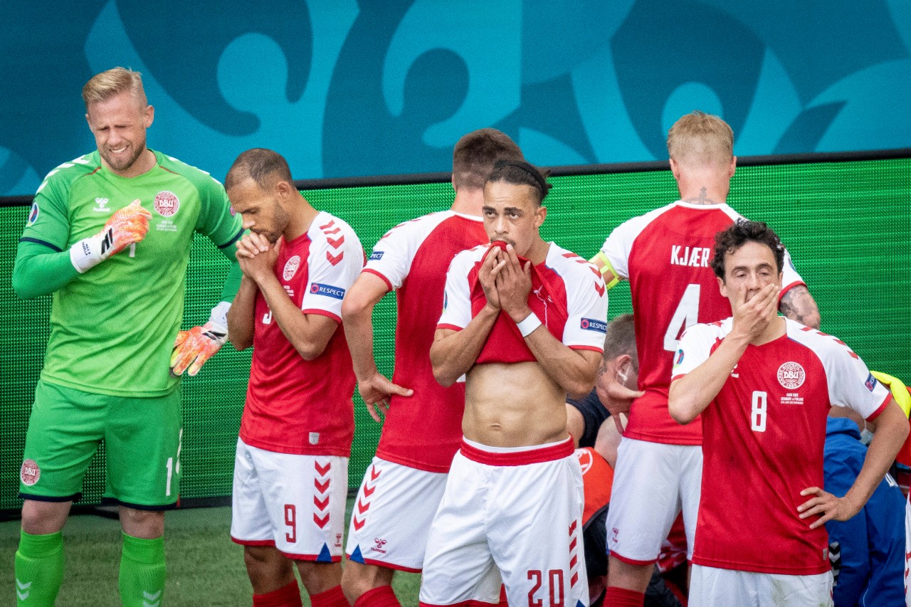 Nach dem Drama um Christian Eriksen wurde die Partie Dänemark - Finnland fortgesetzt.