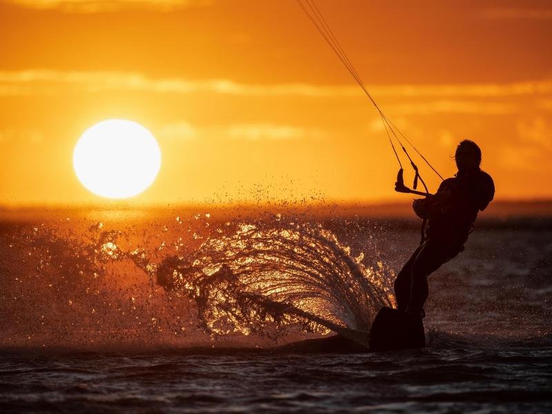 Das Kitesurfen im Wattenmeer ist seit Jahren ein heiß diskutiertes Thema.