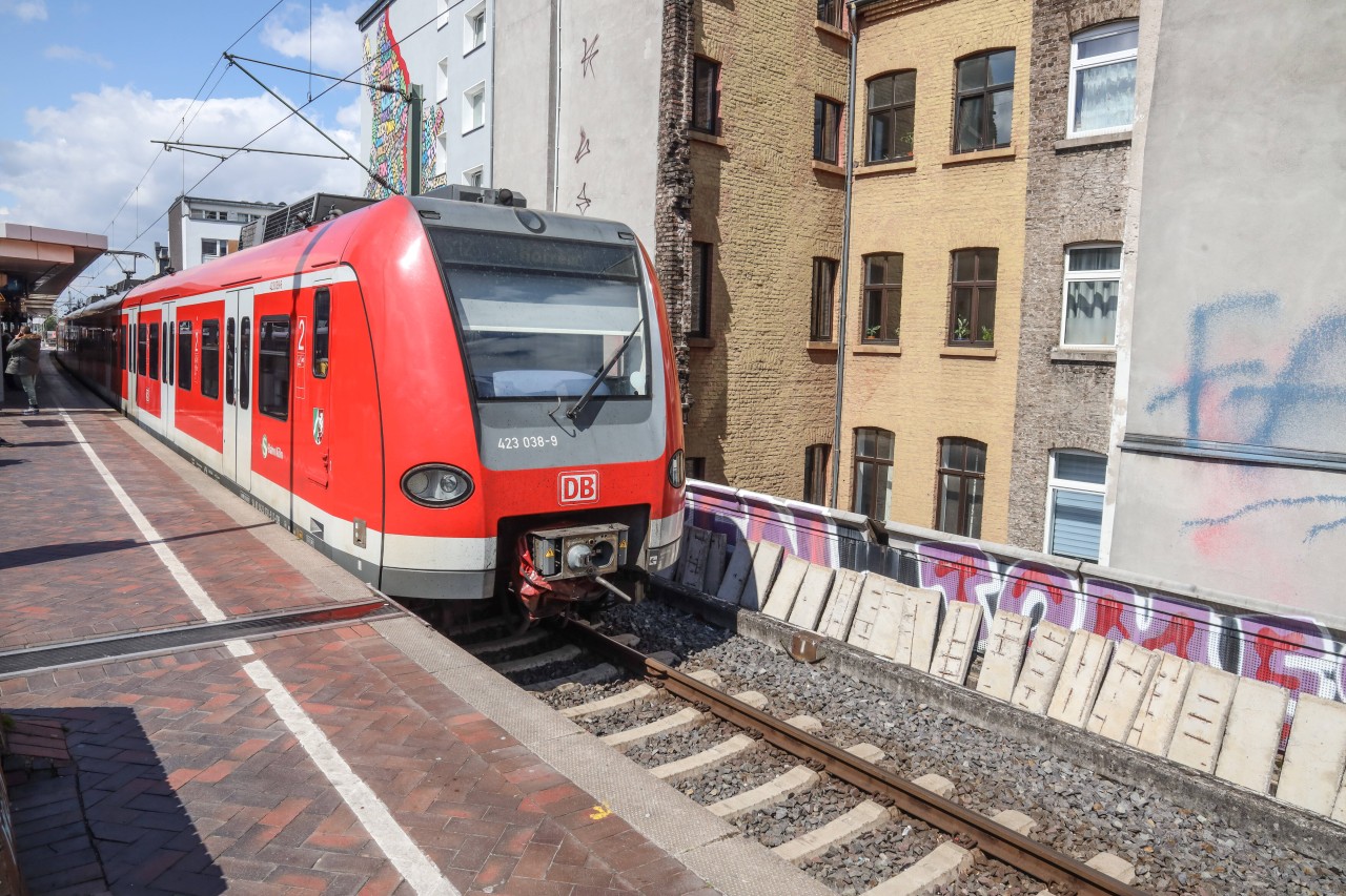 Deutsche Bahn in NRW: Schlimmer Unfall. (Symbolbild)