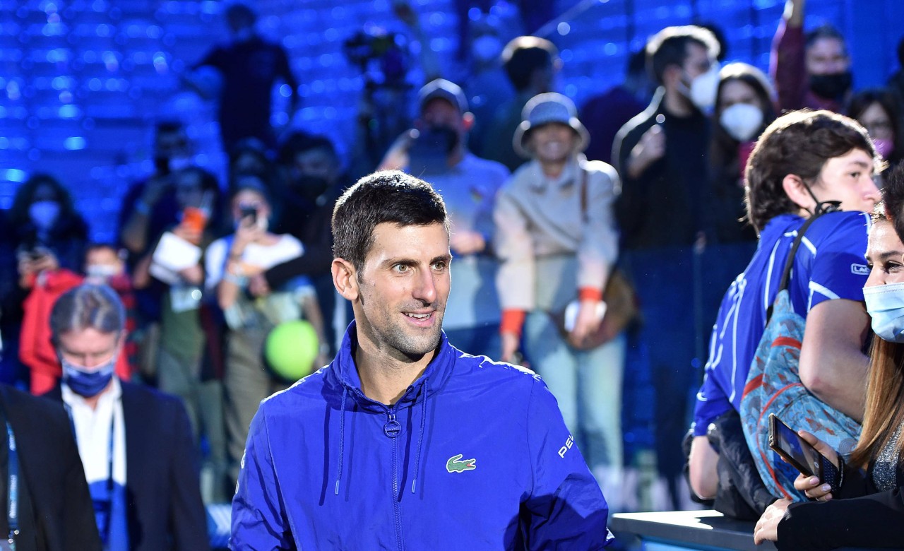 Tennis-Star Novak Djokovic ist bekennender Haaland-Fan. 