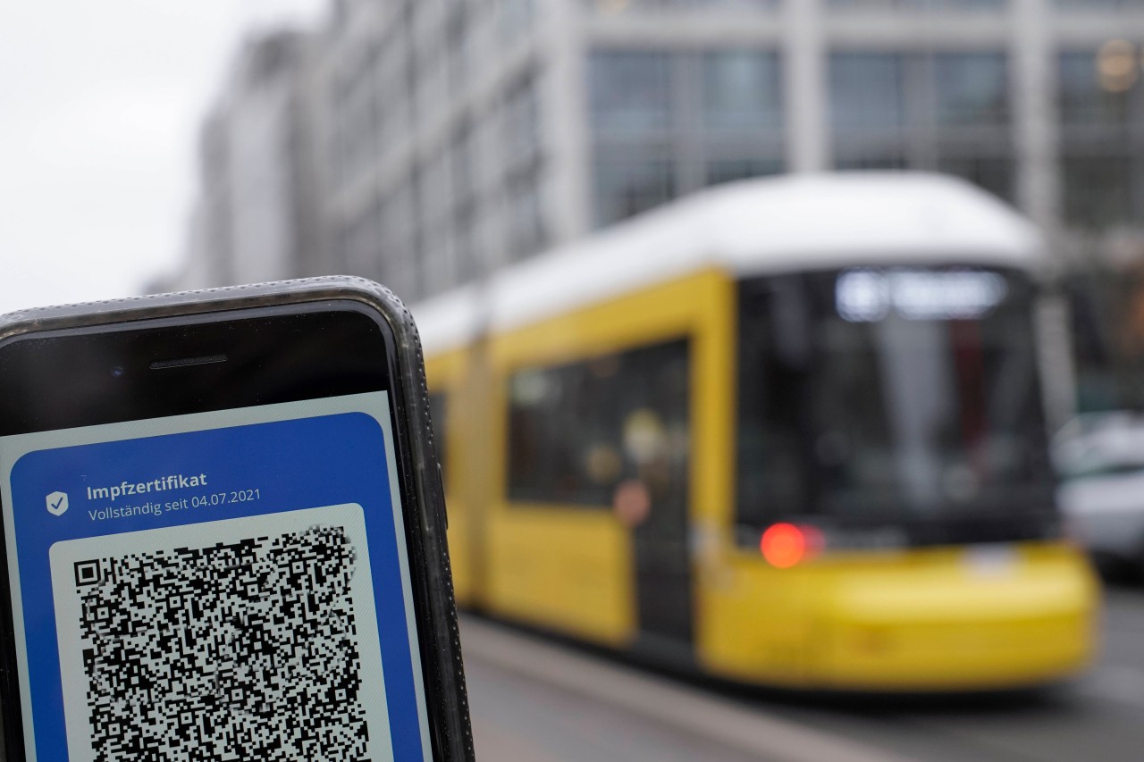 In Dortmund gilt auch an Haltestellen die 3G-Regelung. (Symbolbild)