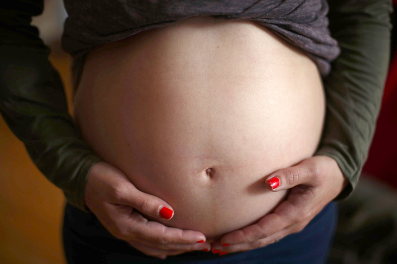 In Dortmund muss eine schwangere Frau plötzlich um ihres und das Leben ihres ungeborenen Kindes fürchten. (Symbolbild)