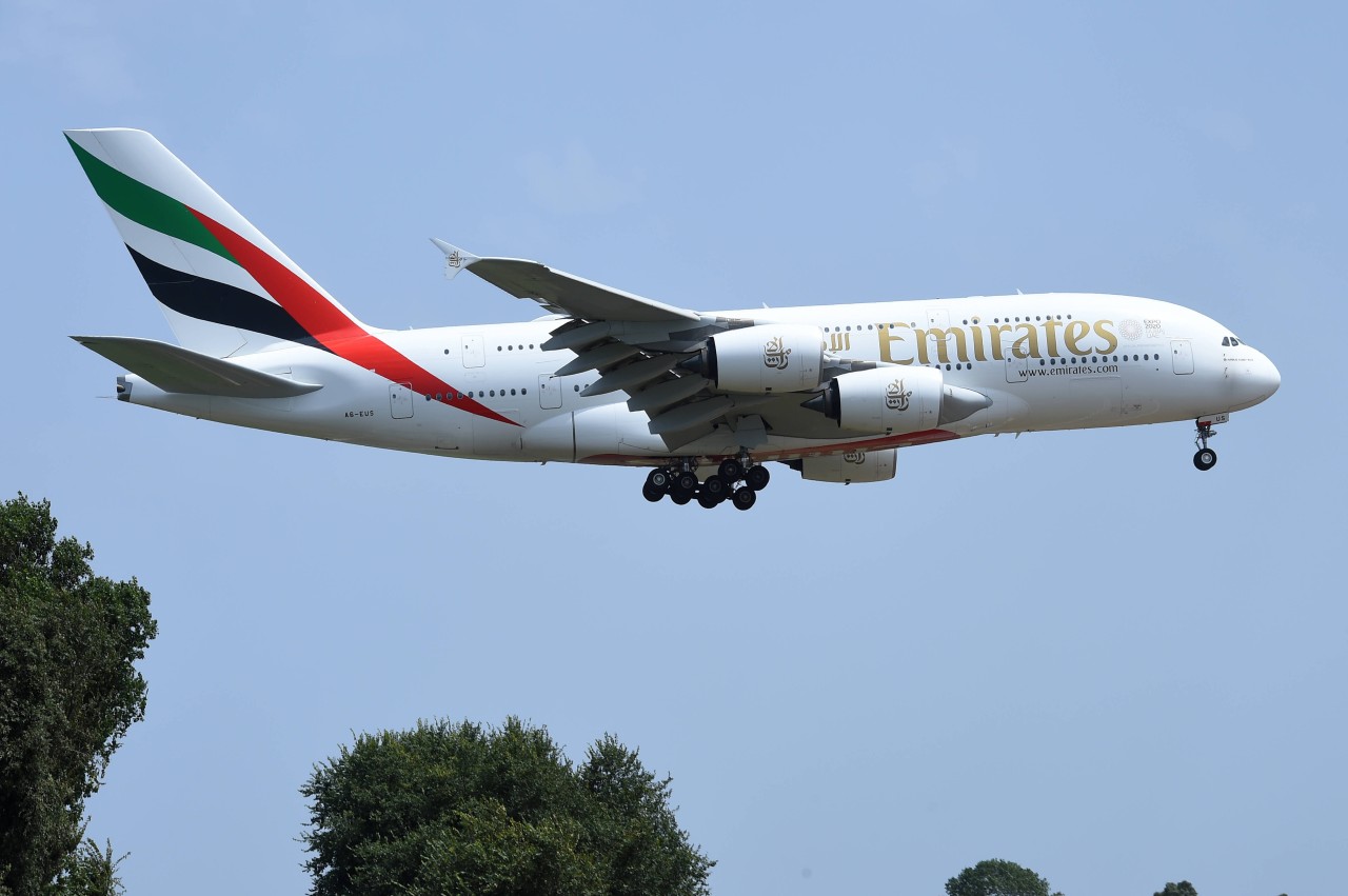 Ab Ende Oktober geht er wieder am Flughafen Düsseldorf an den Start: der Airbus A380. (Archivbild)