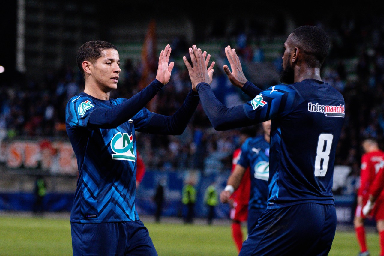 Schalke-Leihgabe Amine Harit (l.) bei Olympique Marseille.