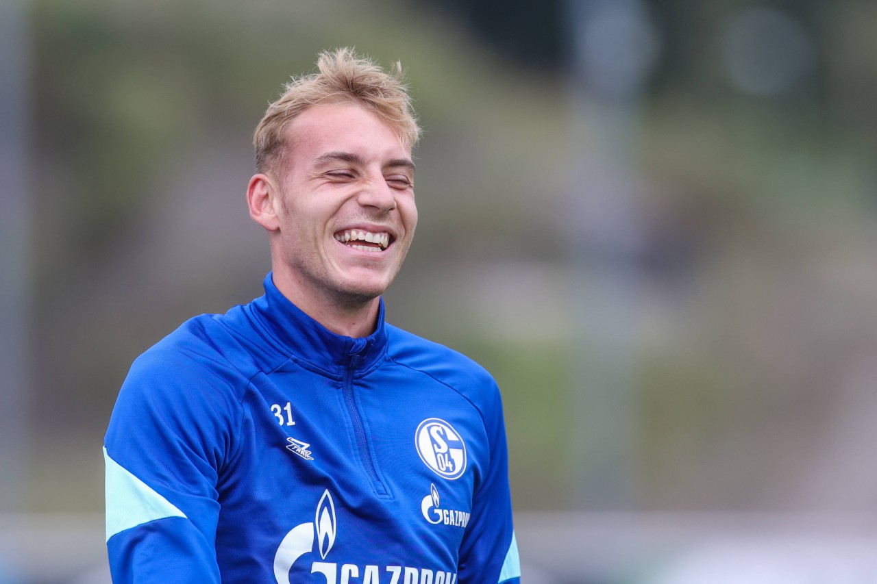 FC Schalke 04: Timo Becker hat wieder Grund zur Freude. Er ist offenbar nicht mehr in der Ungnade von Trainer Dimitrios Grammozis. 