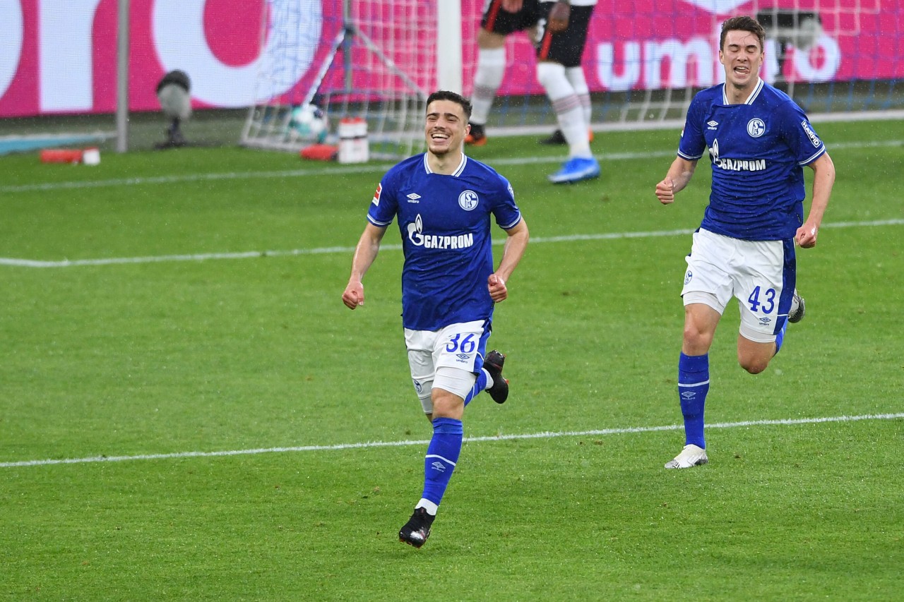 FC Schalke 04: Blendi Idrizi freut sich über seinen ersten Treffer.