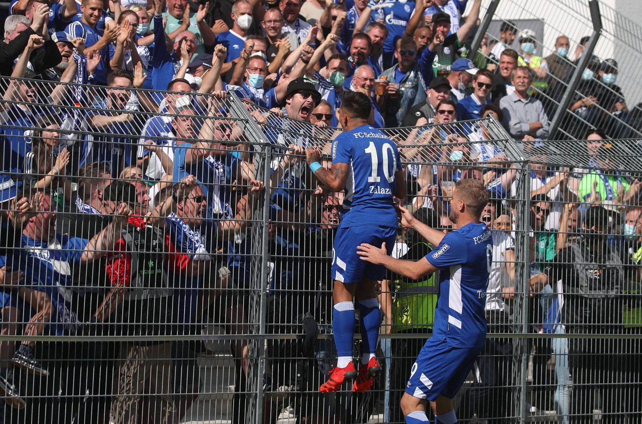 FC Schalke 04: Rodrigo Zalazar begeistert S04-Fans. 