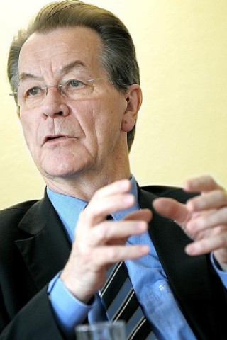 Franz Müntefering im Gespräch. Foto: Matthias Graben