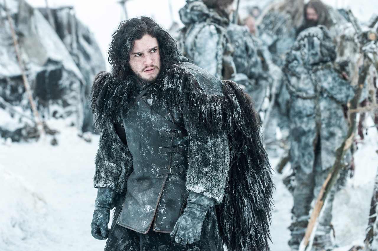 „Game of Thrones“-Charakter Jon Snow alias Kit Harrington, könnte schon bald wieder in gewohnter Umgebung im TV zu sehen sein.